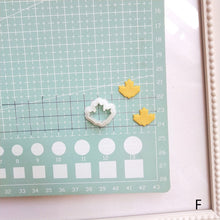 Load image into Gallery viewer, Minimalistic Style Polymer Clay Cutter Cutting Mold DIY Earrings Botanical Geometrical Shape Polymer Clay Molds for Jewelry Earrings Making
