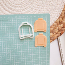 Load image into Gallery viewer, Minimalistic Style Polymer Clay Cutter Cutting Mold DIY Earrings Botanical Geometrical Shape Polymer Clay Molds for Jewelry Earrings Making
