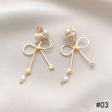 Load image into Gallery viewer, Stylish Tassel Ear Clips Earrings Versatile Alloy Ear Studs Earrings Temperamental Earrings Jewelry for Women

