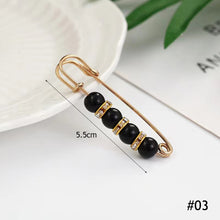 Load image into Gallery viewer, Temperamental Imitation Pearl Brooch Multifunctional Waist Retraction Pin Decoration Buckle Brooch Clothing Accessory

