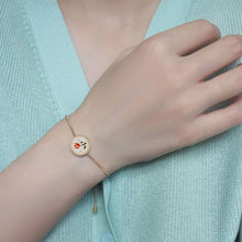 Load image into Gallery viewer, Sweet Tulip Bracelet Light Luxury High Sense Design Fashionable Temperament Simple and Versatile Bracelet Versatile Bracelet
