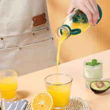 Load image into Gallery viewer, Portable USB Chargeable Electric Blender Mixer Juicer Fruit Extractors Handheld Fruit Squeezer Milk Shake Smoothie Ice Maker
