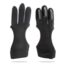 Load image into Gallery viewer, Archery Three-Finger Gloves Breathable Elastic Nylon Cotton Material Hunting Shooting Bow Sports Gloves Equipped With Beginner Competitive Protective Gear

