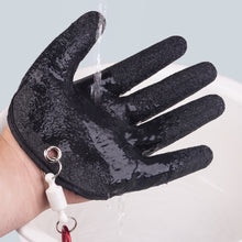 Load image into Gallery viewer, 1PCS Non-Slip Latex Gloves For Catching Fish Anti-Sting Anti-Tying Waterproof Hand Protection Belt Magnetic Buckle Hunting Fishing Gloves Fishing Gear Supplies
