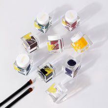 Load image into Gallery viewer, Eyeliner Cream with Brush Waterproof Sweat-proof Liquid Eyeliner No Halo Easy Dye Quick Dry Eyeliner Women Cosmetics
