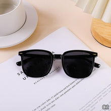 Load image into Gallery viewer, Creative Square Frame Polarized Sunglasses UV Protection Sunglasses Men and Women Outdoor Travel Glasses
