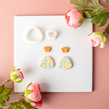 Load image into Gallery viewer, Heart Geometry Polymer Clay Earring Cutter Cutting Mold Set DIY French Style Earrings Jewelry Pendant Embossing Making Tool
