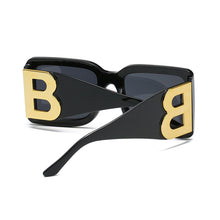 Load image into Gallery viewer, Oversized Square Sunglasses Women Retro Black Gradient Sun Glasses for Men Big Frame Sunglass UV400 Eyeglasse Shades
