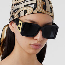 Load image into Gallery viewer, Oversized Square Sunglasses Women Retro Black Gradient Sun Glasses for Men Big Frame Sunglass UV400 Eyeglasse Shades
