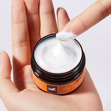 Load image into Gallery viewer, Horse Oil Moisturizing Skin Care Cream Autumn and Winter Nourishing Moisturizing Cream Repairing Dry Cracks Moisturizing Face Cream
