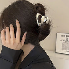 Load image into Gallery viewer, Personalized Creative Hairpin Hair Claw Clip Alloy Headwear Hair Accessory Trendy Hollow Hair Clip for Women
