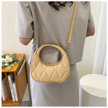 Load image into Gallery viewer, Temperamental Versatile Ribbed Handbag Crossbody Bag PU Leather Solid Color Comfortable Handbag for Women
