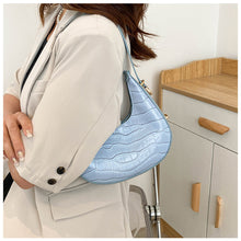 Load image into Gallery viewer, Women Fashion Retro Underarm Bag Shoulder Bag Simple Solid Color PU Leather Zipper Crescent Bag Handbag
