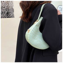 Load image into Gallery viewer, Women Fashion Retro Underarm Bag Shoulder Bag Simple Solid Color PU Leather Zipper Crescent Bag Handbag
