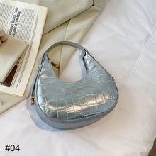 Load image into Gallery viewer, Women Fashion Retro Underarm Bag Shoulder Bag Simple Solid Color PU Leather Zipper Crescent Bag Handbag
