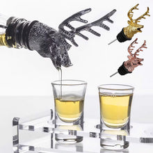 Load image into Gallery viewer, 3D Decorative Deer Head Wine Stopper for Champagne Bottle Beverage Vacuum Seal Wedding Barware Kitchen Tools Bar Decor
