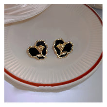 Load image into Gallery viewer, Wave Edge Heart Shaped Flower Earrings Fashionable Niche Alloy Tulip Ear Studs Earrings Jewelry Accessories
