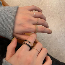 Load image into Gallery viewer, 6pcs/set Simple Niche Alloy Acrylic Rings Set Retro Plain Rings Set Fashion Jewelry Accessories for Women
