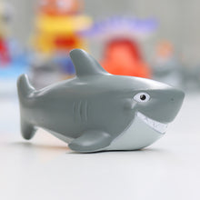 Load image into Gallery viewer, Children's Bathroom Bathing Pool Water Spray Toy Enamelled Fish-Shaped Sea Animal Diving Floating Figure
