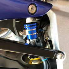 Load image into Gallery viewer, Universal Aluminum Alloy Motorcycle Brake Fluid Reservoir Motorbike Rear Clutch Tank Oil Fluid Cup for DUCATI YAMAHA SUZUKI
