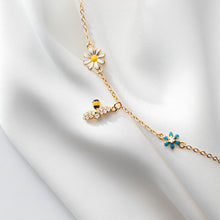 Load image into Gallery viewer, Fashion Sweet and Colorful Flower Bracelet with Diamond Inlay Cute Daisy Little Bee Bracelet Women Jewelry

