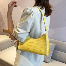 Load image into Gallery viewer, Women Fashion Retro Casual Totes Shoulder Bag Underarm Bag Chain Crossbody Bag Solid Color PU Leather Handbag
