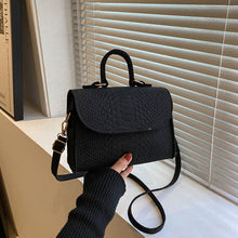 Load image into Gallery viewer, Retro Bags For Women Handbags Designer Luxury Square Crossbody Bags Female Totes Shoulder Handbags Ladies Tote Bags
