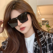 Load image into Gallery viewer, Fashion Oversized Square One-piece Sunglasses Women Retro Mirror Lens Eyewear Shades UV400 Men Punk Sun Glasses
