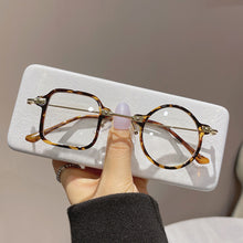 Load image into Gallery viewer, Women Men Steampunk Square Round Anti-UV Sunglasses Luxury Personality Sun Glasses Punk Shades Eyewear Eyeglasses
