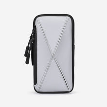 Load image into Gallery viewer, Outdoor Sports Mobile Phone Arm Bag Running Cycling Waterproof Wrist Package Fitness Travel Mountaineering Sports Bag
