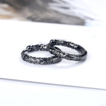 Load image into Gallery viewer, Stylish Minimalist Geometric Circle Earrings Exquisite Pattern Texture Earrings Ear Studs Women Jewelry Accessories

