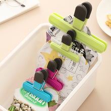 Load image into Gallery viewer, Food Bag Clips Portable Storage Bag Clips Snacks Fresh-keeping Clips Household Sealer Bags Moisture-proof Clamp Memo Notes Clips
