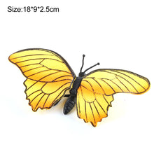 Load image into Gallery viewer, 1Pc Simulated Wild Animal Insects Figurine Beetles Spiders Mantis Longicorn Prank Educational Toy Model Action Figure Children's Toy

