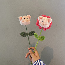 Load image into Gallery viewer, 1Pc Balloon Pig Braiding Finished Handmade Wool Crochet Cute Piglet Bouquet Creative Bouquet Wedding Decoration
