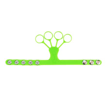 Load image into Gallery viewer, 1Pc Basketball Shooting Aid Silicone Training Equipment Basketball Pitching Training Corrector Shooting Posture Hand Holder
