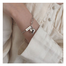 Load image into Gallery viewer, Spliced Chain Heart-shaped Pendant Bracelet Anklet Silver Simple Versatile Alloy Bracelet Women Jewelry
