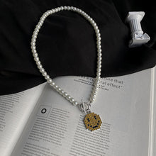 Load image into Gallery viewer, Personalized Smiley Face Pendant with Pearl OT Buckle Necklace for Men Simple Versatile Female Male Choker Necklace
