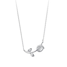 Load image into Gallery viewer, Tulip Flower Pendant Necklace Fashion Creative Flower Necklace Collarbone Chain Jewelry Accessory for Women
