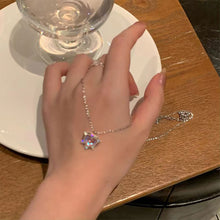 Load image into Gallery viewer, Heart Love Necklace Shiny Moonstone Necklace Clavicle Chain Female Jewelry Accessory Elegant Women Clavicular Chain
