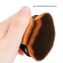 Load image into Gallery viewer, Portable Concealer Foundation Make-up Brush Soft Skin-friendly Make-up Brush Quick Makeup Application Makeup Tool
