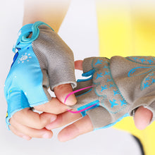 Load image into Gallery viewer, 1 Pair Children's Professional Sports Gloves Riding Balance Bike Skateboard Climbing Half Finger Gloves Breathable Shock Absorbent Non-Slip Outdoor Sports Equipment 2-10 Years
