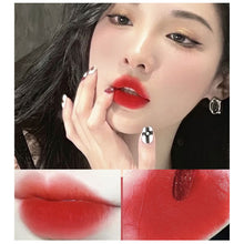 Load image into Gallery viewer, Matte Velvet Lip Gloss Waterproof Non-fading Non-sticky Portable Lip Glaze Women Lip Makeup Cosmetics
