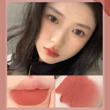 Load image into Gallery viewer, Matte Velvet Lip Gloss Waterproof Non-fading Non-sticky Portable Lip Glaze Women Lip Makeup Cosmetics
