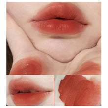 Load image into Gallery viewer, Matte Velvet Lip Gloss Waterproof Non-fading Non-sticky Portable Lip Glaze Women Lip Makeup Cosmetics
