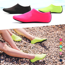 Load image into Gallery viewer, Unisex Large Size Water Shoes Swimming Diving Socks Summer Aqua Beach Sandal Flat Shoe Seaside Non-Slip Sneaker Socks Slipper for Men Women
