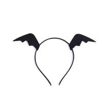 Load image into Gallery viewer, Halloween Horror Props Party Headband Horror Head Buckle Halloween Decoration Funny Props Headdress Masquerade Mischief Party Decor
