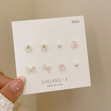 Load image into Gallery viewer, 4pairs/set Simple Resin Earrings Candy Colored Small Daily Geometric Earrings Ear Studs Women Jewelry Accessories
