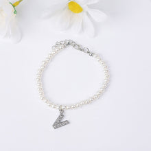 Load image into Gallery viewer, Fashionable Simple Pearl Bracelet Letter Pendant Pearl Beaded Bracelet Women Hand Jewelry Accessory
