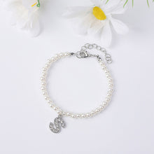 Load image into Gallery viewer, Fashionable Simple Pearl Bracelet Letter Pendant Pearl Beaded Bracelet Women Hand Jewelry Accessory
