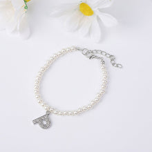 Load image into Gallery viewer, Fashionable Simple Pearl Bracelet Letter Pendant Pearl Beaded Bracelet Women Hand Jewelry Accessory
